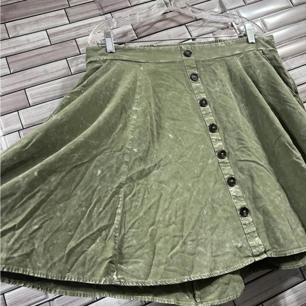 TORRID Olive Green Button-Down Skater Skirt with suspenders pockets Y2K size 0 - Picture 5 of 9